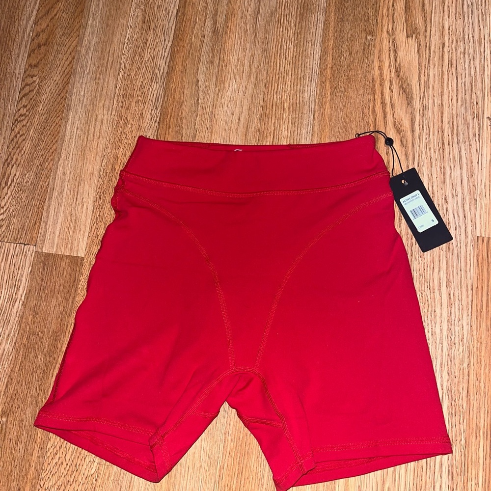 Frederick's of Hollywood Bold Red Activewear - Picture 4 of 9